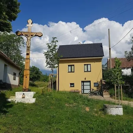 Vinohradnicky Domcek Vradiste