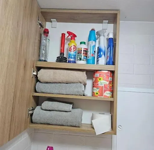 Vinohradnicky Domcek * Vradiste